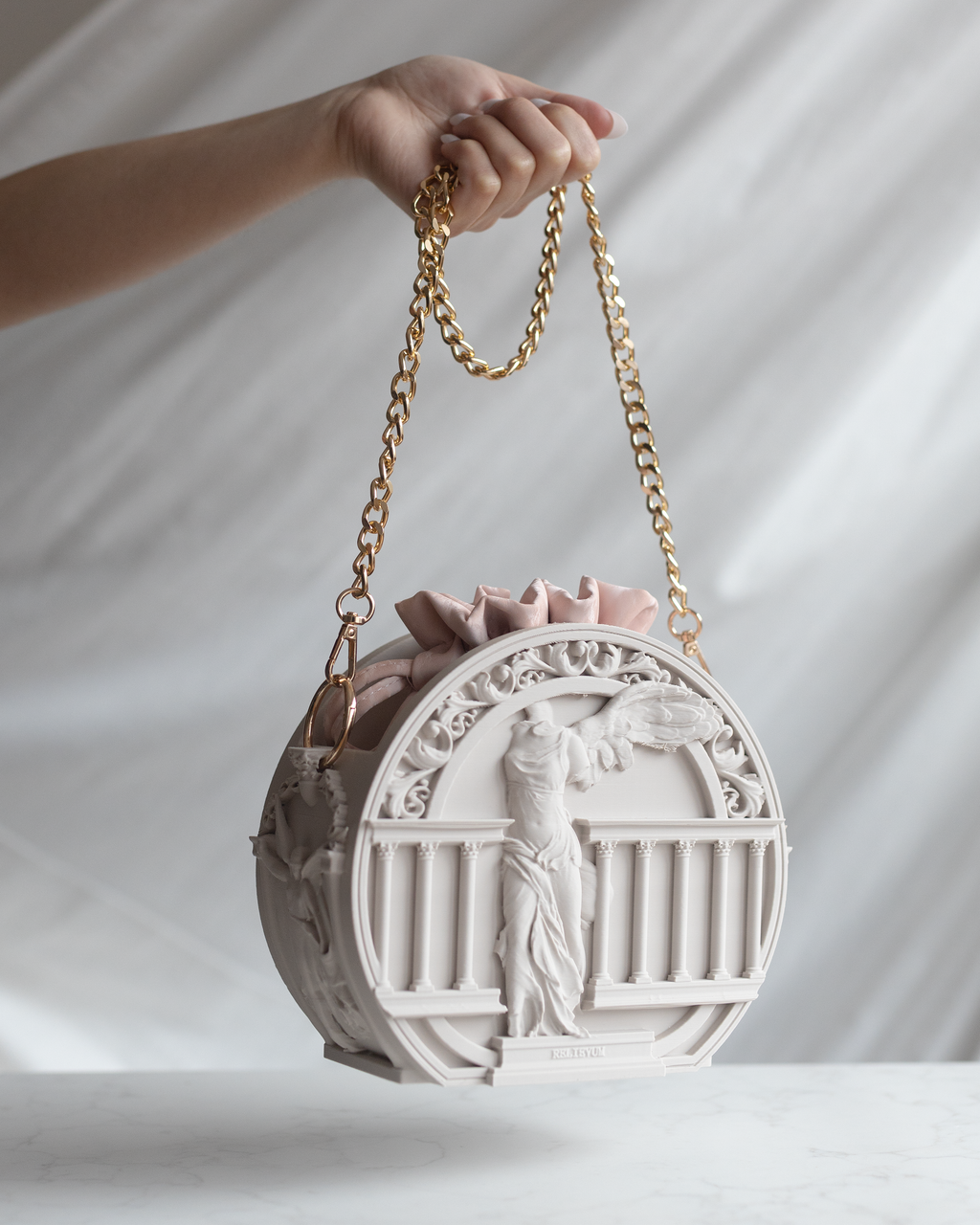 Borsa Victory – Scultura da indossare | Handmade in Italy