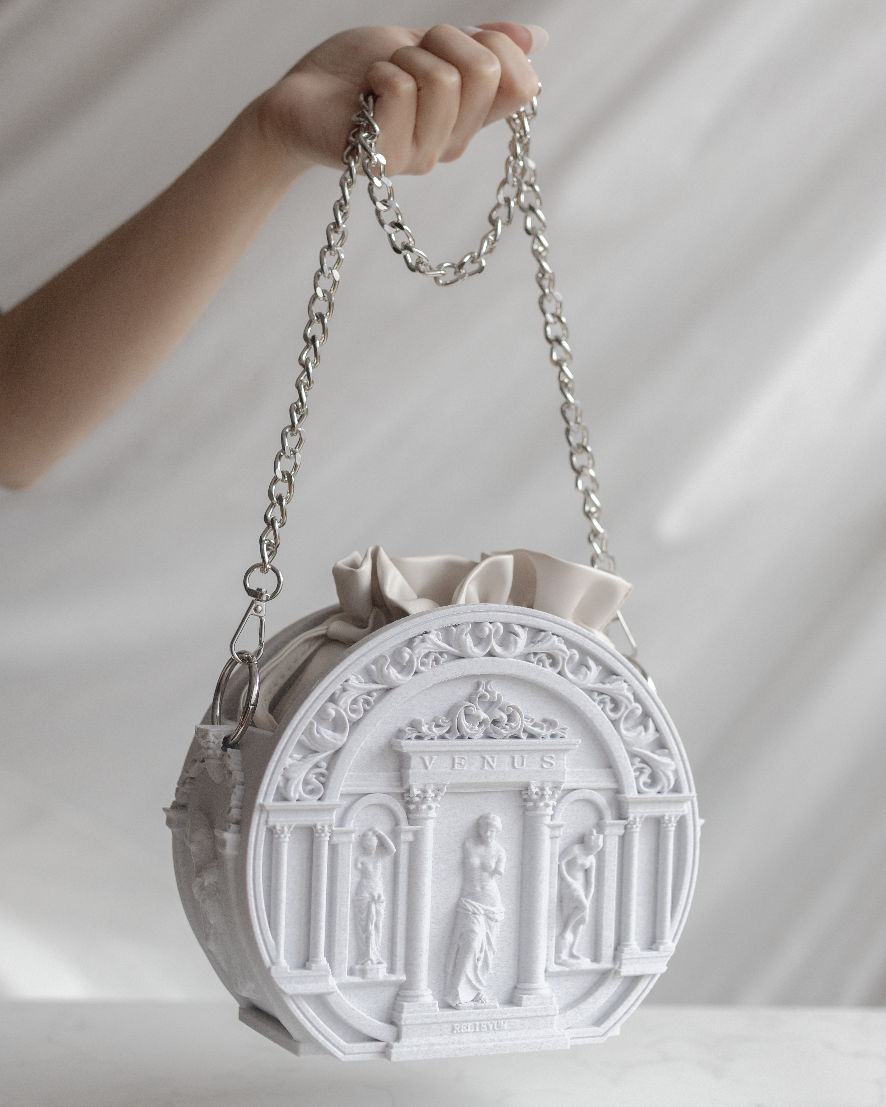 Borsa Venus – Scultura da indossare | Handmade in Italy