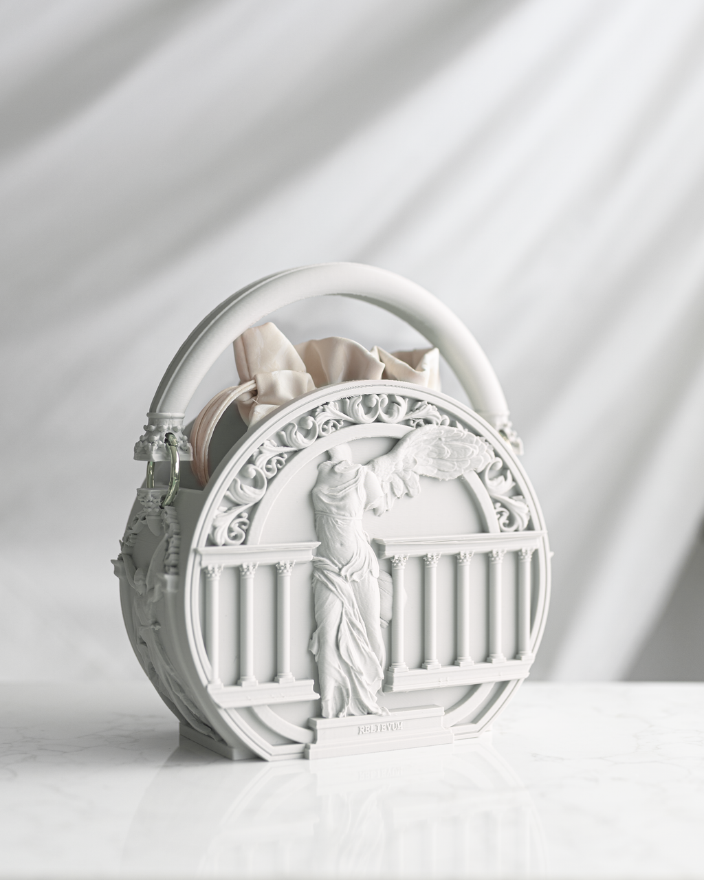 Borsa Victory – Scultura da indossare | Handmade in Italy